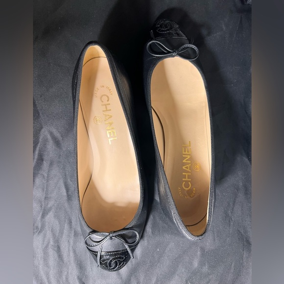Chanel: Authentic Ballet shoes size EU 38.5 Very good condition. - Picture 3 of 9